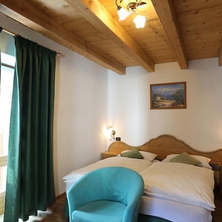 פרום Albergo Centrale חדר תמונה