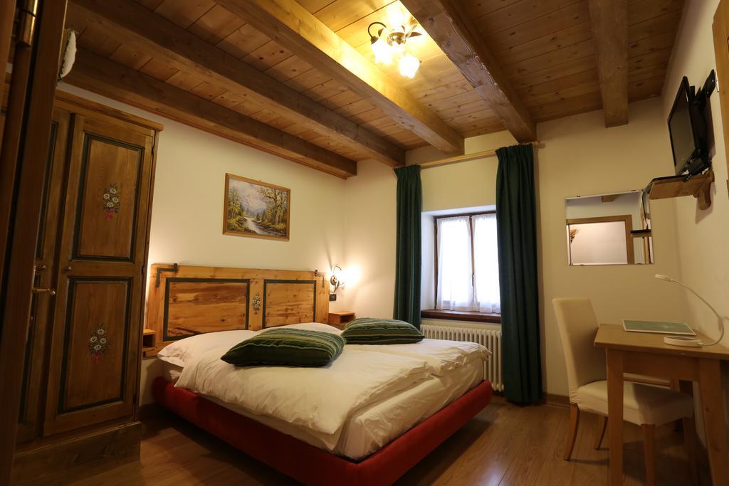 פרום Albergo Centrale חדר תמונה