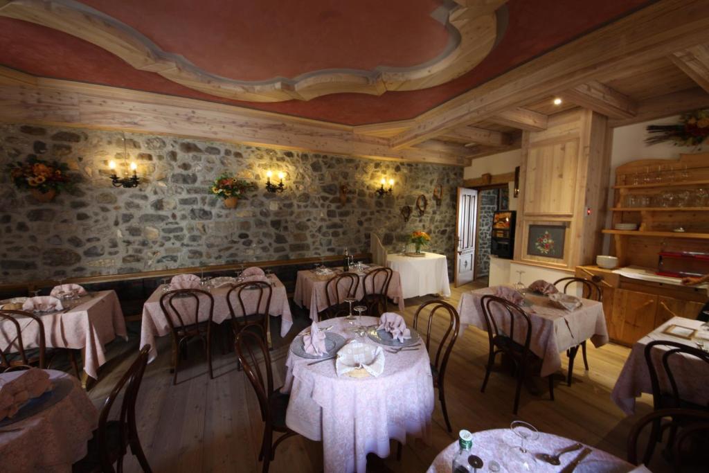 פרום Albergo Centrale מראה חיצוני תמונה